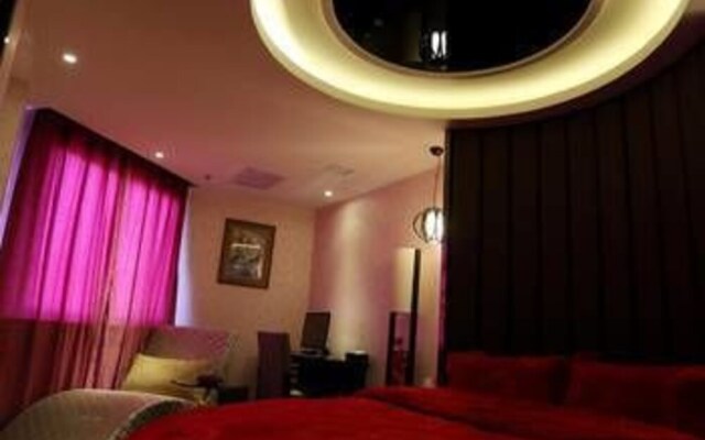 Yongqing Hotel