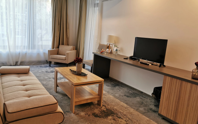 YMY Boutique Residence