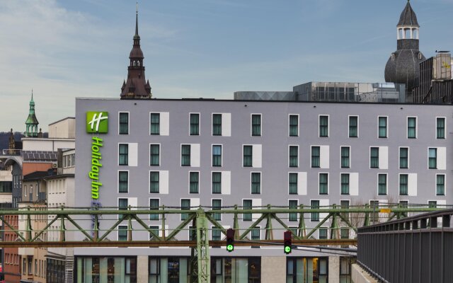 Holiday Inn Express Wuppertal - Hauptbahnhof, an IHG Hotel