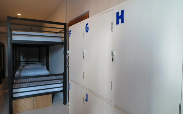 Phuket Marine Poshtel (SHA Plus+)