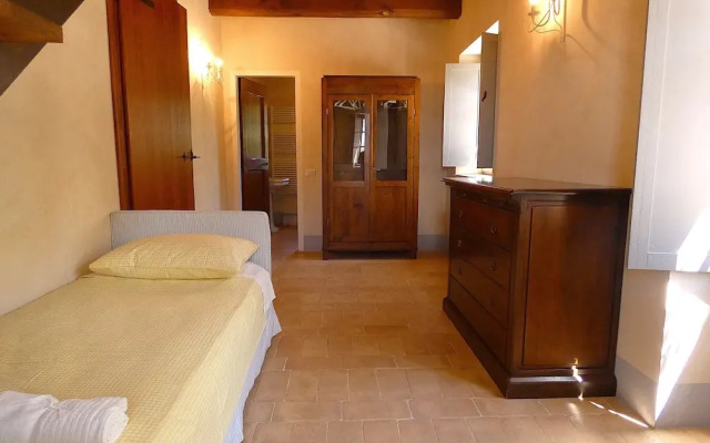 I Escape to Umbria, Quiet