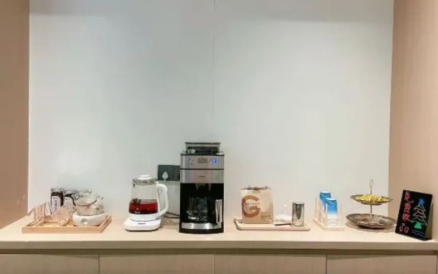 Yestour Hotel (Tianyang Ancient City High-speed Railway Station Branch)