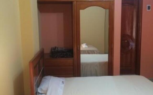Hostal Tropical Inn