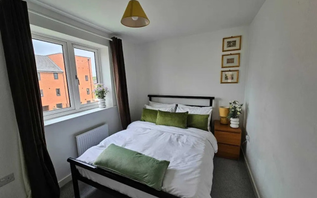 Ipswich - 3 Beds - Sleeps 6 - Private Garden