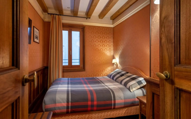 Hotel Montecarlo