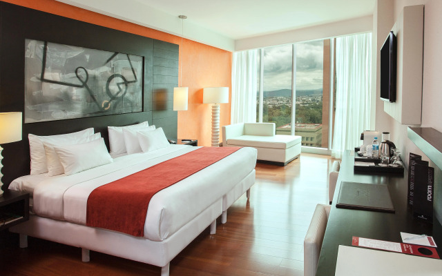 NH Collection Guadalajara Providencia