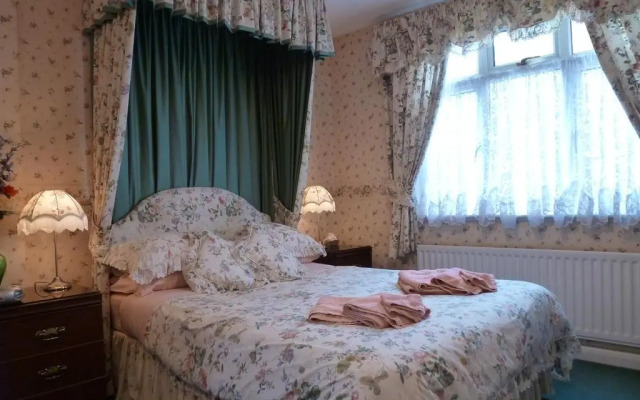 Mil-Mar Guest House