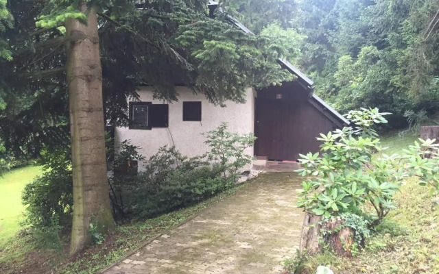Peaceful Nature Cabin Jolly