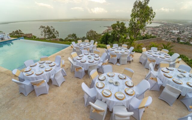 Satama Hotel