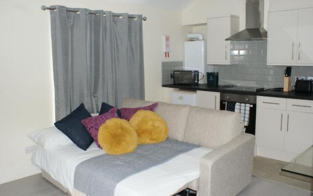 Coastal City Rooms - Uplands