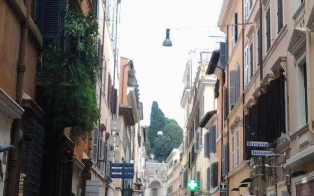 Genny Rooms Piazza di Spagna