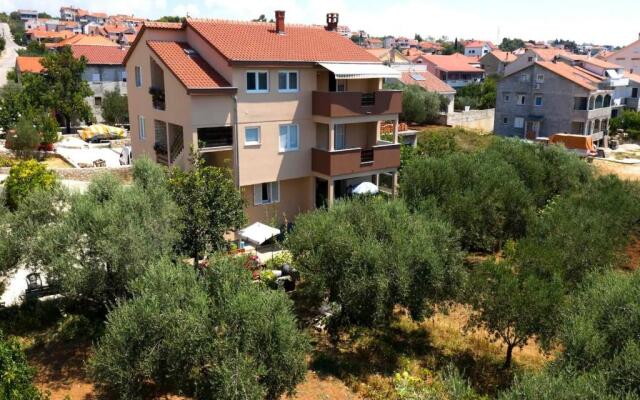 Apartments Maza