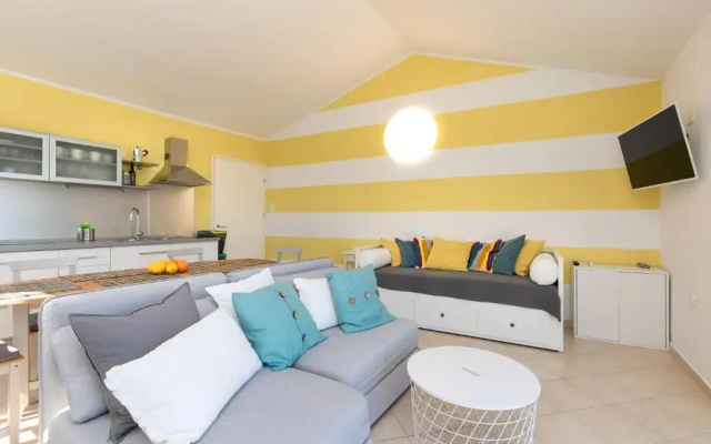 Apartment PORTAPISANA just 50m from the beach