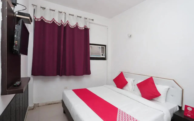 Oyo Flagship 40300 Hotel Kusum Palace