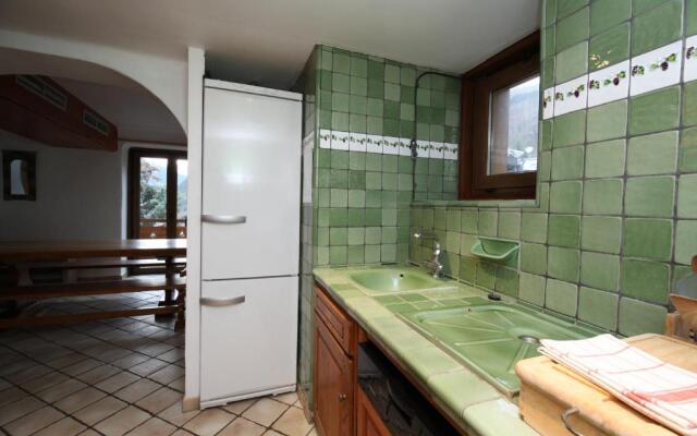 Chalet Bellecote - Capacity 28 to 34 people