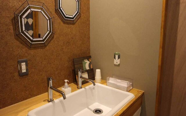 SHARIN Kanazawa Traveler's Inn - Hostel