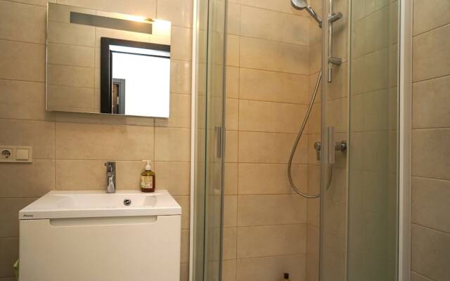 Апартаменты в Киеве на ул. Черновола, 27