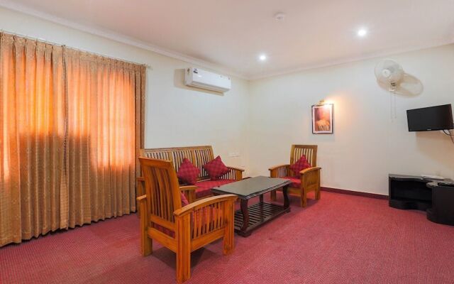 Capital O 72734 Hotel Sri Sai Inn