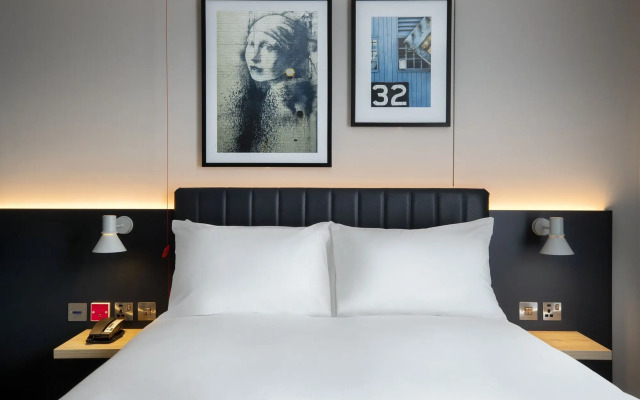 Leonardo Hotel Bristol City