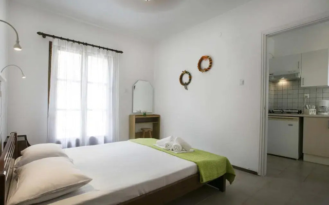 Neria Summer Houses