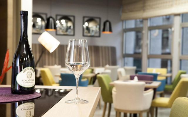 Atera Business Suites