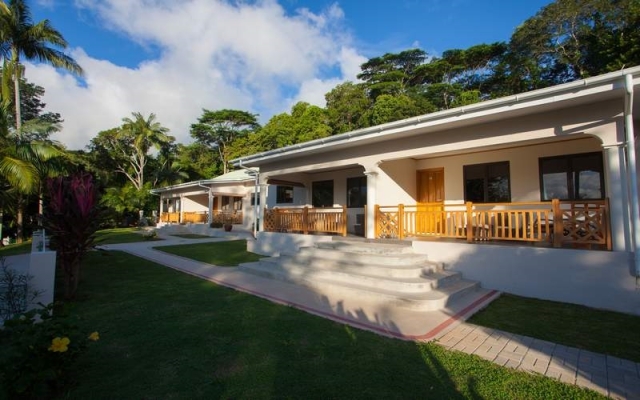 Anse Soleil Beachcomber