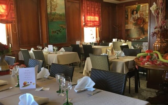 Hôtel-Restaurant A La Couronne