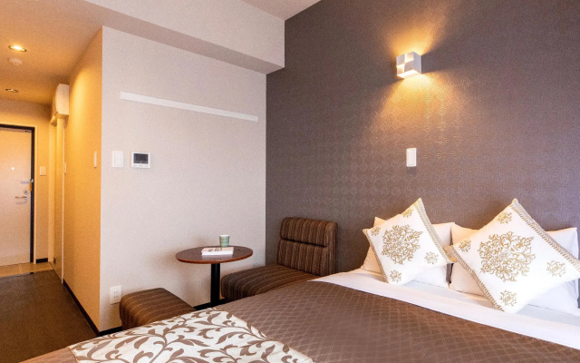 Mr.KINJO in SAKAEMACHI – Guest Rooms – Naha
