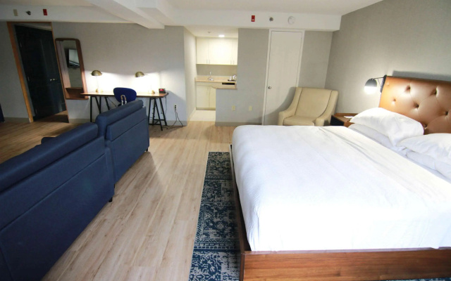 Wyndham Providence Airport