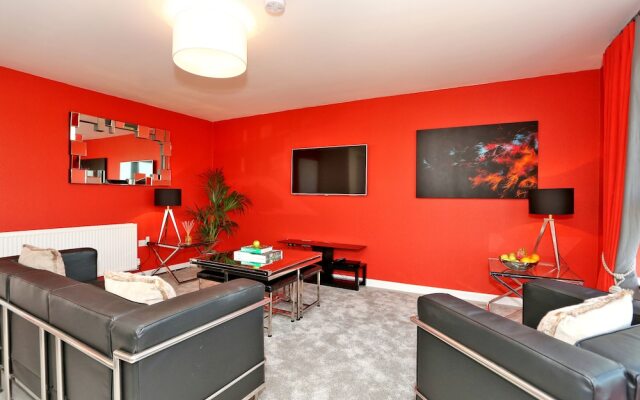 Amazing Aberdeen Home Close to the Coast