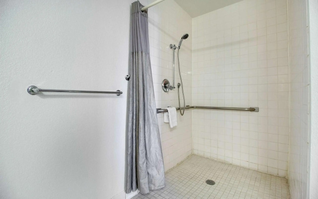 Motel 6 Phoenix East