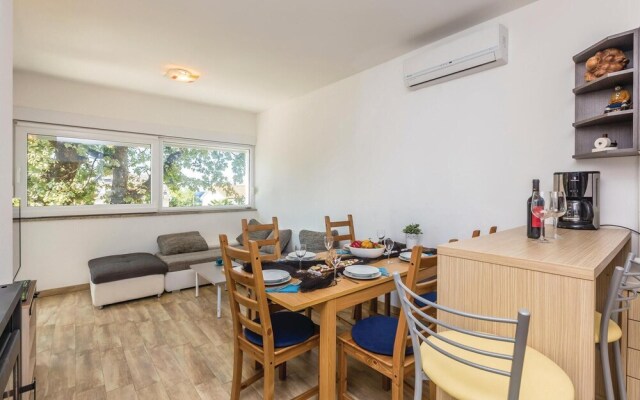 Nice Home in Njivice With Wifi and 2 Bedrooms