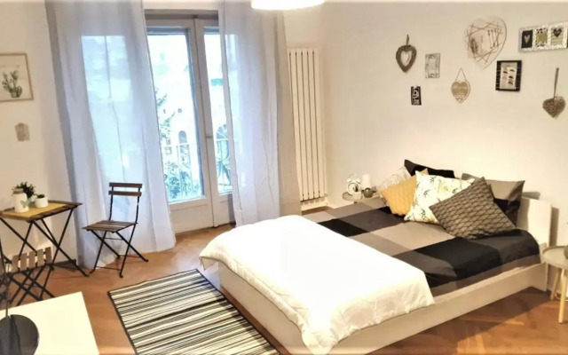 Studio Central Exer IV