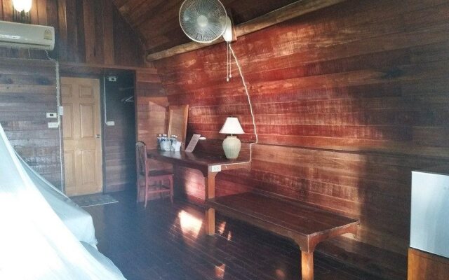 Aow Noi Resort