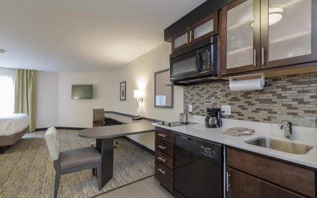 Candlewood Suites Mishawaka North, an IHG Hotel