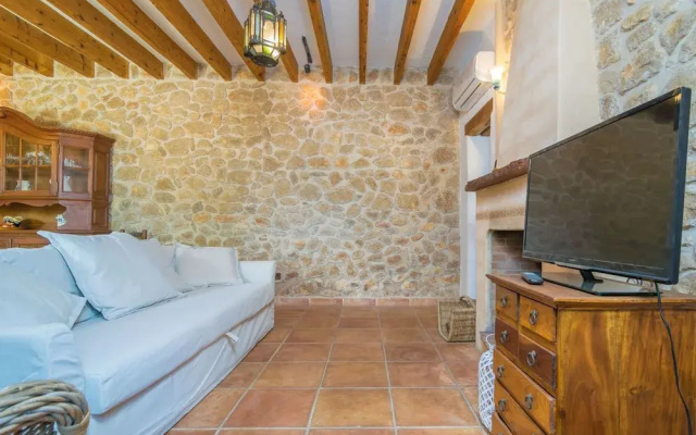 Son Paparra in Inca With 2 Bedrooms and 2 Bathrooms