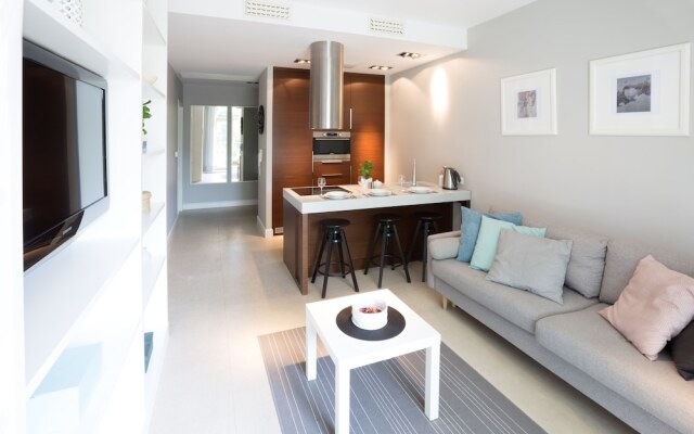 FriendHouse - Sobieski Residence