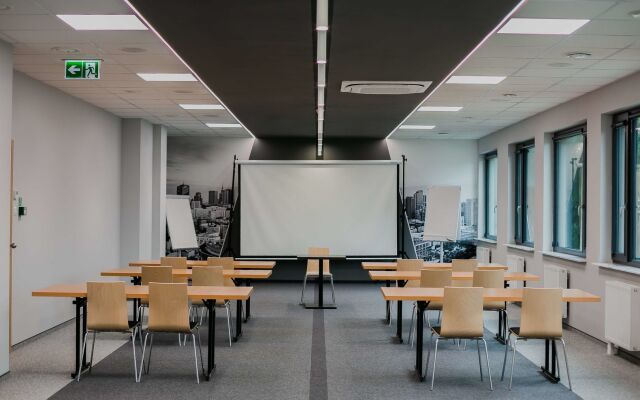 B&B Hotel Warsaw East