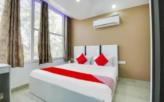 Hotel Aashiyana Inn - Rohini