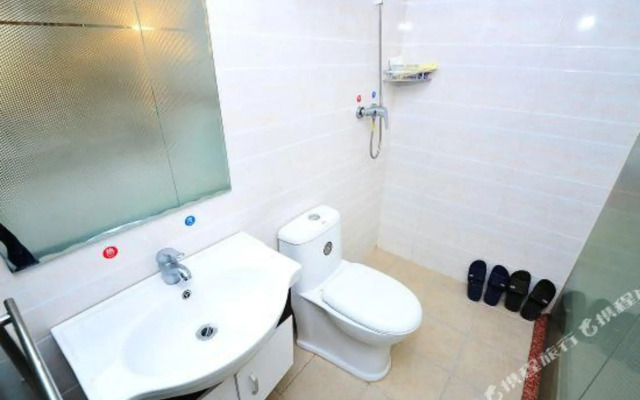 Xiamen Luxun Express Hotel Railway Station