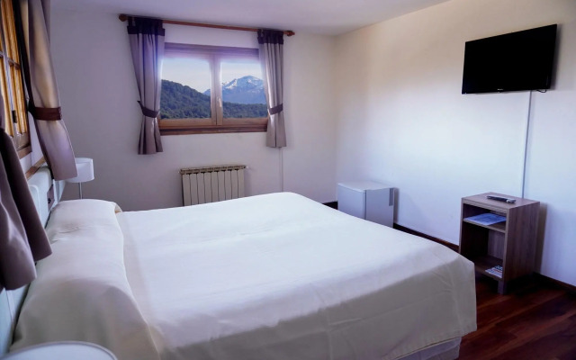 Hotel Amancay