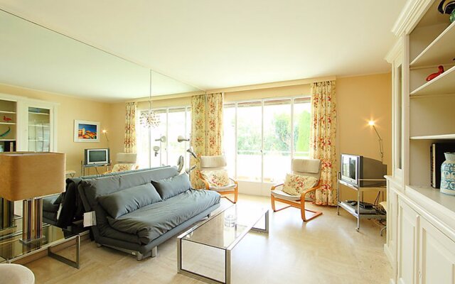 Alexandra Palace 30919