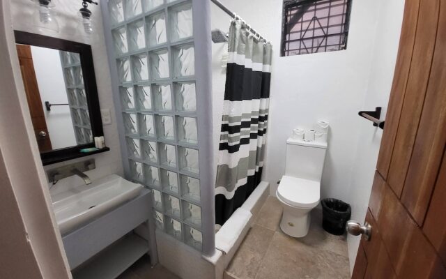 Rachel Land Apartment Suites