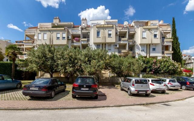 Jurmar - With Terrace - A1