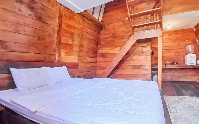 Griya Cabin 2 Dieng Syariah RedPartner – Guest Rooms – Dieng Kulon