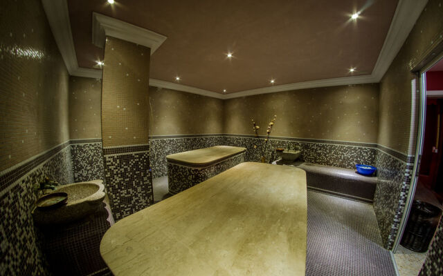 Fort Noks Grand Resort