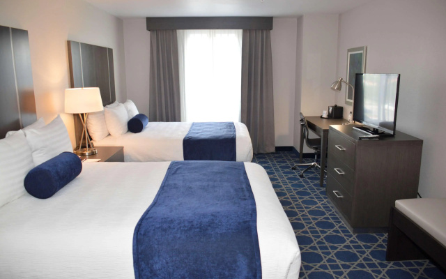 Best Western Plus Rama Inn & Suites
