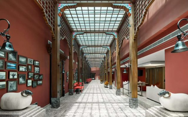 Hilton Shigatse