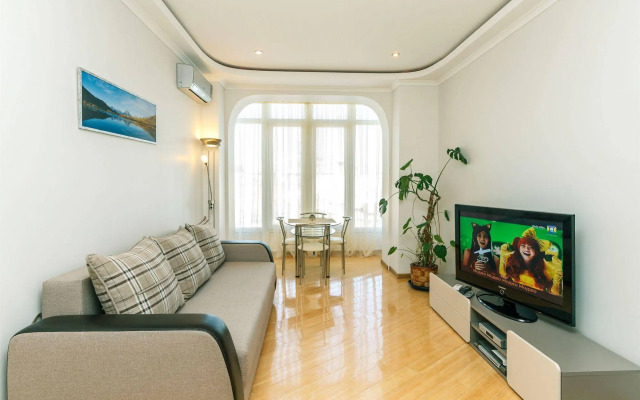 Alma Apartments