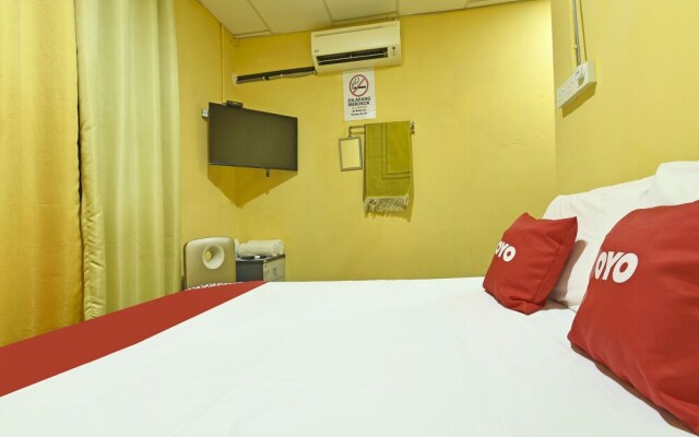 OYO 90535 Wakaf Bharu Inn